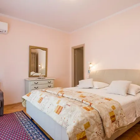 Gostinjska kuća Vanda & Frane Moscenicka Draga